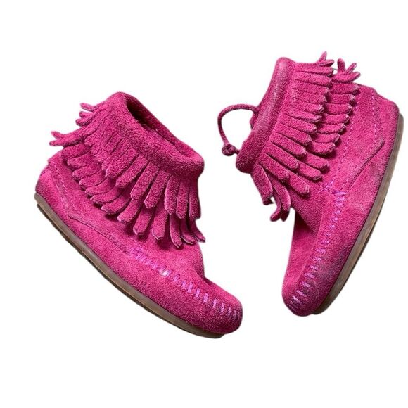 Minnetonka Pink Moccasins With Fringe - Picture 1 of 5